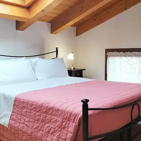 Petit Maffi- Romantico In Centro Citta * Werona